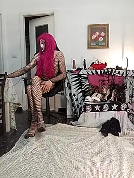 LASCHIAVA6TV72 online show from March 6, 11:44 pm