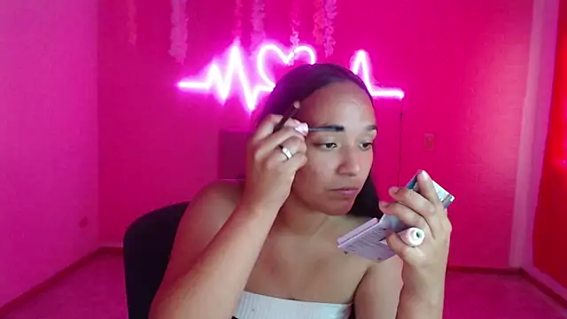 astrid blaze 27 online show from February 26, 7:35 pm