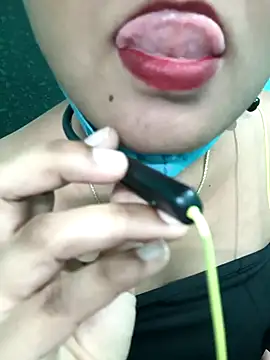 Tamilkannadacouple online show from March 23, 3:18 pm