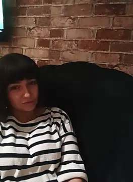 Snapshot of itismyhobby chatting on October 10, 12:04 am itismyhobby online show from October 10, 12:04 am