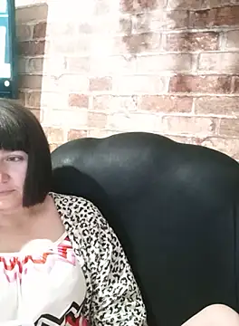 Snapshot of itismyhobby chatting on October 8, 8:24 pm itismyhobby online show from October 8, 8:24 pm