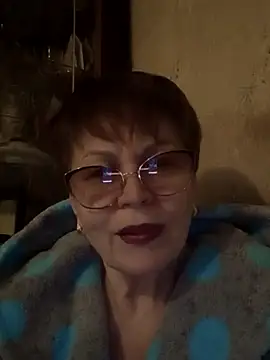 SophieBurns online show from March 16, 4:55 pm