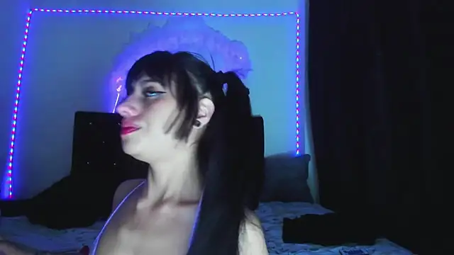  darkcandy online show from April 10, 5:24 am