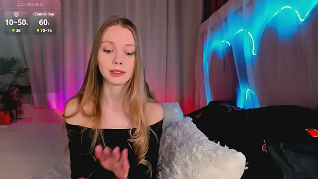 lada2k4 online show from March 24, 5:35 am