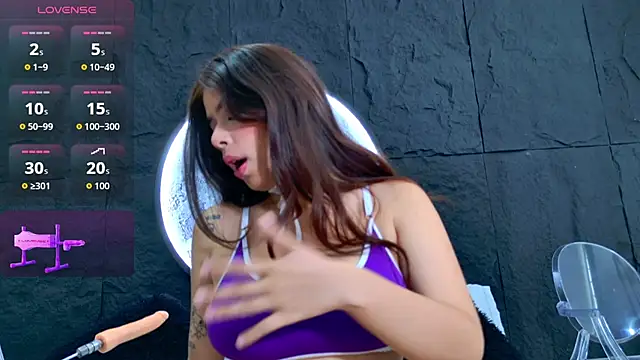 Alice-Bunny online show from February 18, 8:30 pm