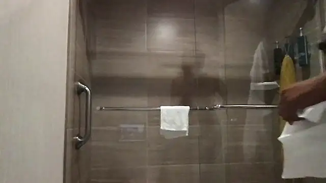 bisexualbeauty50 online show from February 25, 4:05 pm