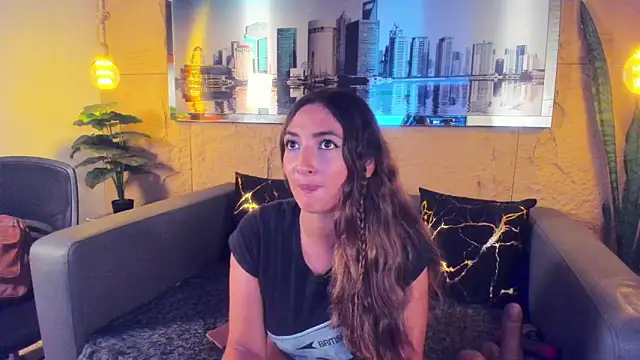 Lucy0420 online show from April 7, 3:41 am