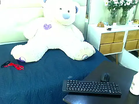 isahotx online show from February 11, 5:53 am