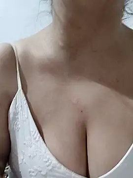 miel02 online show from March 23, 9:15 am