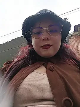 Yulska online show from April 1, 7:22 pm