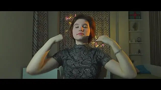 BelleHayton online show from March 1, 3:56 pm