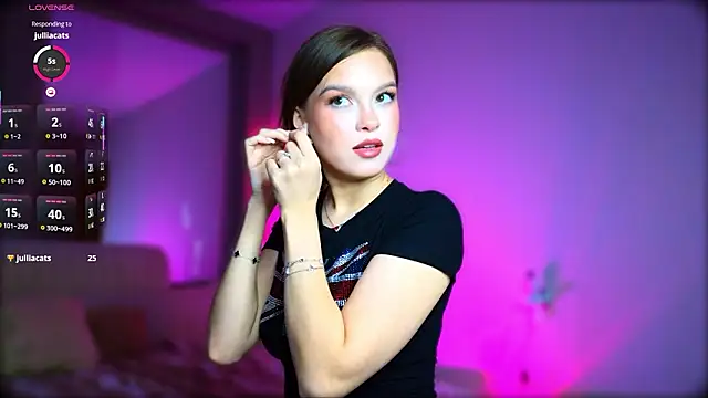 Snapshot of littlejoyss chatting on February 26, 6:18 pm littlejoyss online show from February 26, 6:18 pm