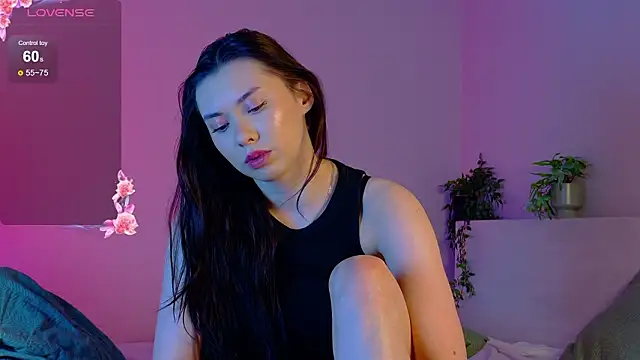 gwenonl1ne online show from March 12, 2:53 pm