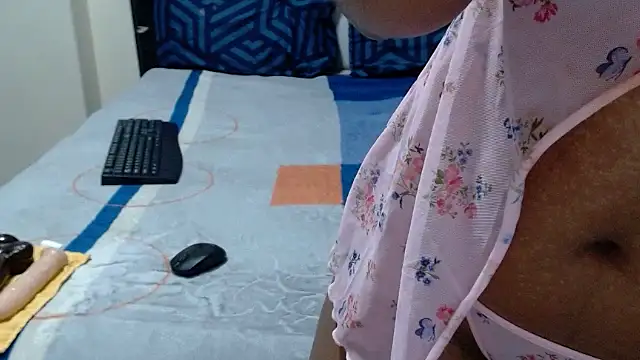 VeronaDimexx online show from March 16, 9:52 pm