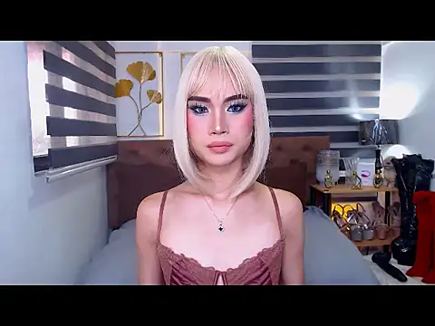 JuicyCockThea online show from July 2, 4:07 am