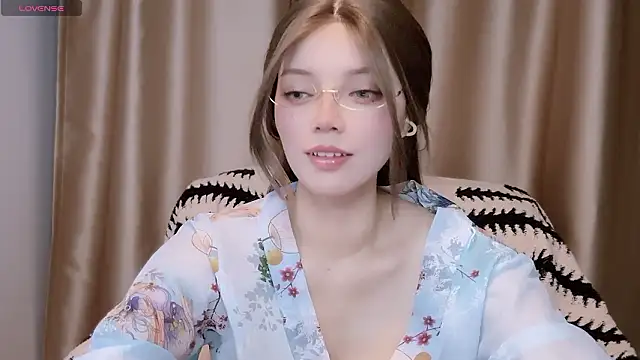 audience114 online show from March 8, 1:48 pm