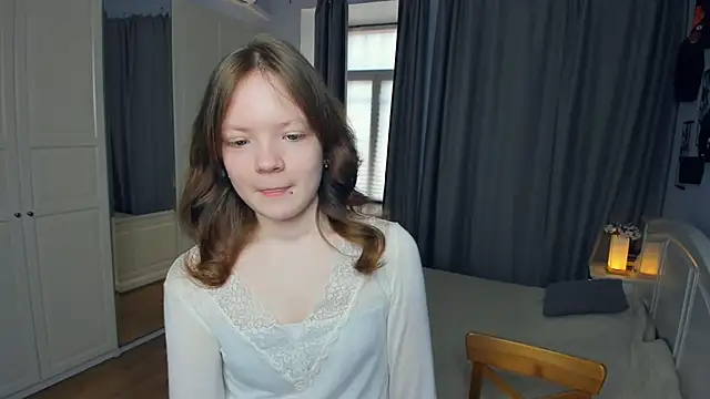 LavenderMitten online show from March 16, 5:10 am