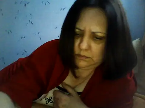 LockyCharm111 online show from April 13, 4:41 pm