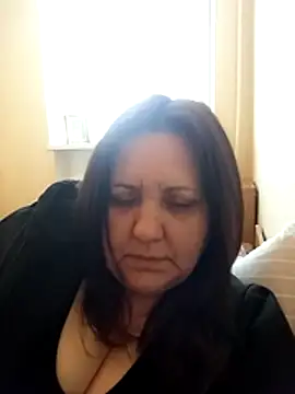 LockyCharm111 online show from February 22, 3:02 pm