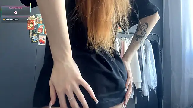 TaliaOgwynn online show from February 22, 9:32 am