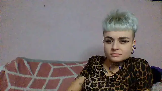 AlisaDear257 online show from February 15, 7:13 pm