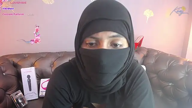 zahra zaid online show from April 5, 9:03 pm