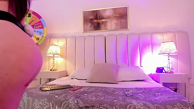 Paulina johns online show from March 5, 4:25 pm