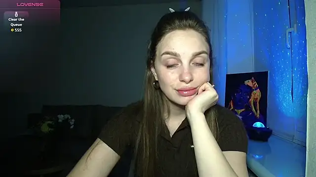  julia wonderful  online show from February 28, 9:36 pm