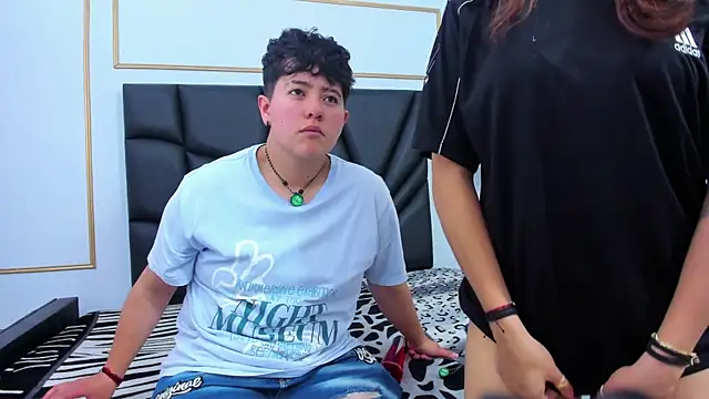 Gaia n Nix online show from April 4, 4:33 am