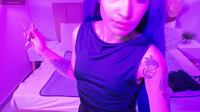 emma wilder  online show from March 30, 7:02 pm