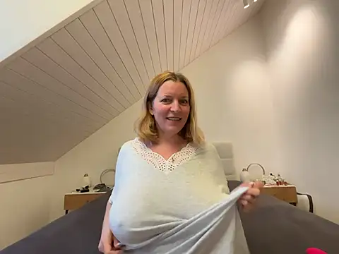 Busenwunder1280 online show from February 14, 7:32 am