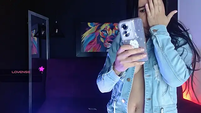 Victoria 1126 online show from May 30, 7:32 pm