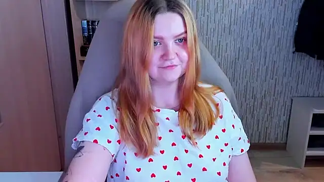 AnitaXVine online show from February 17, 6:07 pm