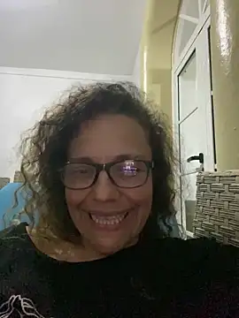 CurlyShakira online show from March 7, 12:06 am