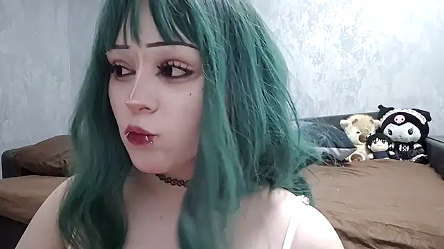 NaomiJess online show from April 5, 12:09 am