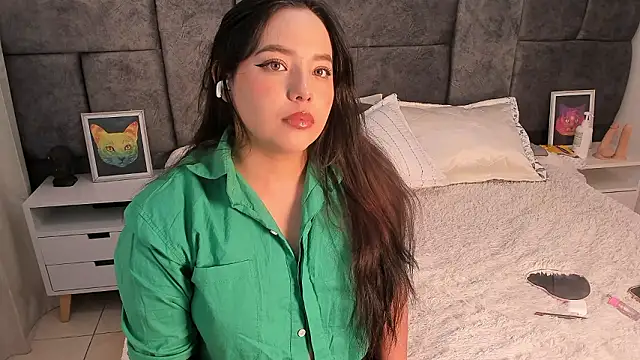 melanie velle online show from February 26, 3:27 am