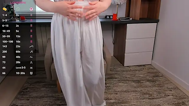 RobinHalminton online show from February 23, 6:03 am