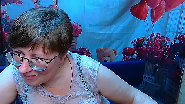 RadaChudna online show from April 1, 9:10 am