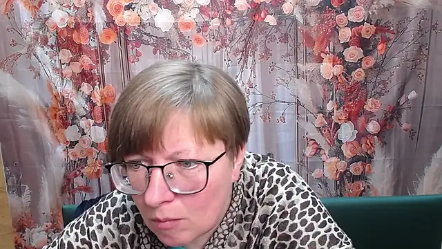 RadaChudna online show from April 15, 5:08 am