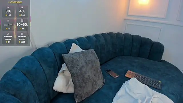 Zafiro21  online show from April 2, 7:33 pm