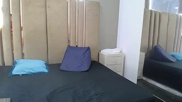 cherry07  online show from February 16, 11:21 am