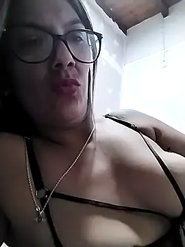 Silreinadorada online show from April 21, 12:01 pm