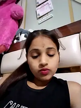 samayra1144 online show from March 31, 9:42 am