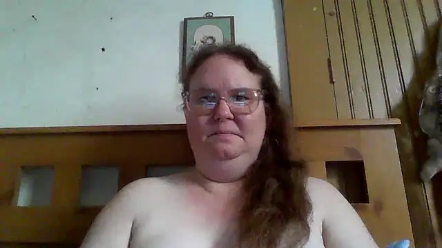 naughty queen1 online show from June 23, 8:07 pm