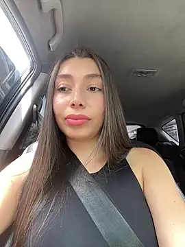 lunna-foxx online show from March 10, 5:17 pm