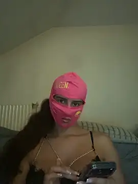 Esmeralda972 online show from July 23, 7:00 pm