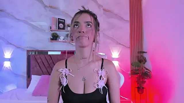 your whore Salome online show from March 27, 6:52 pm