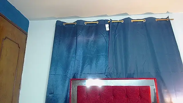 goodgirlxxl online show from February 26, 7:18 am