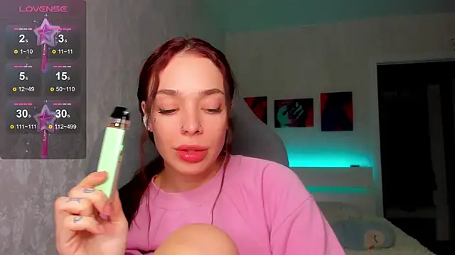 milkbrownn online show from March 22, 12:33 pm