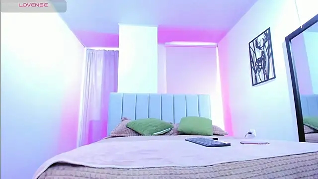 doll liiz online show from April 8, 1:46 pm